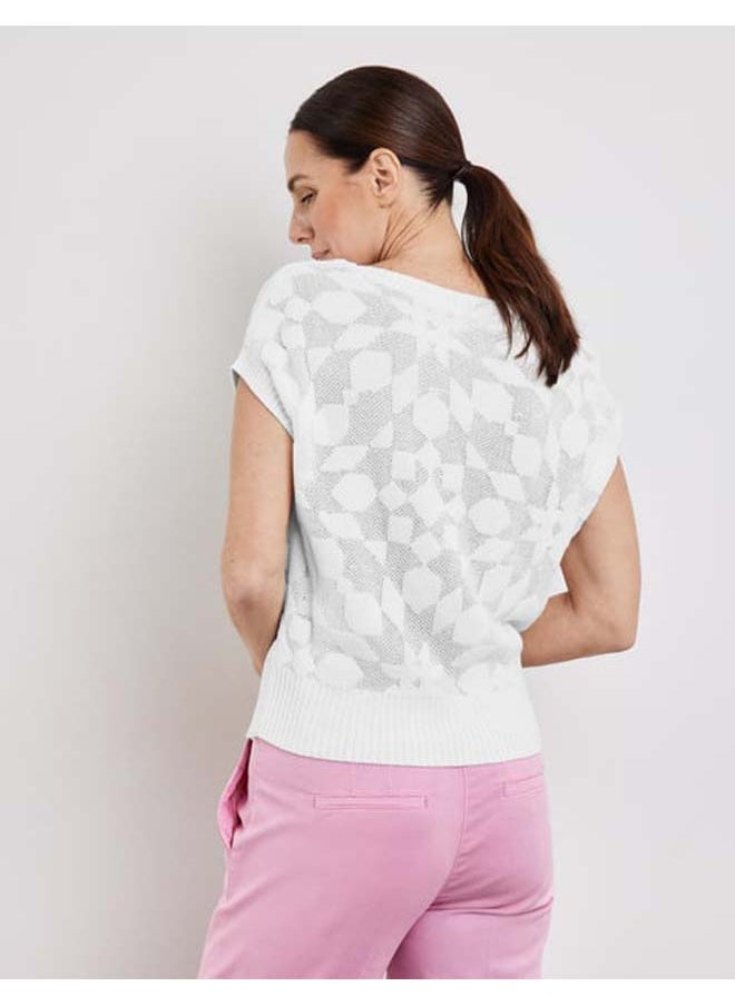 GERRY WEBER - Sleeveless jumper with a knitted pattern - Image 1