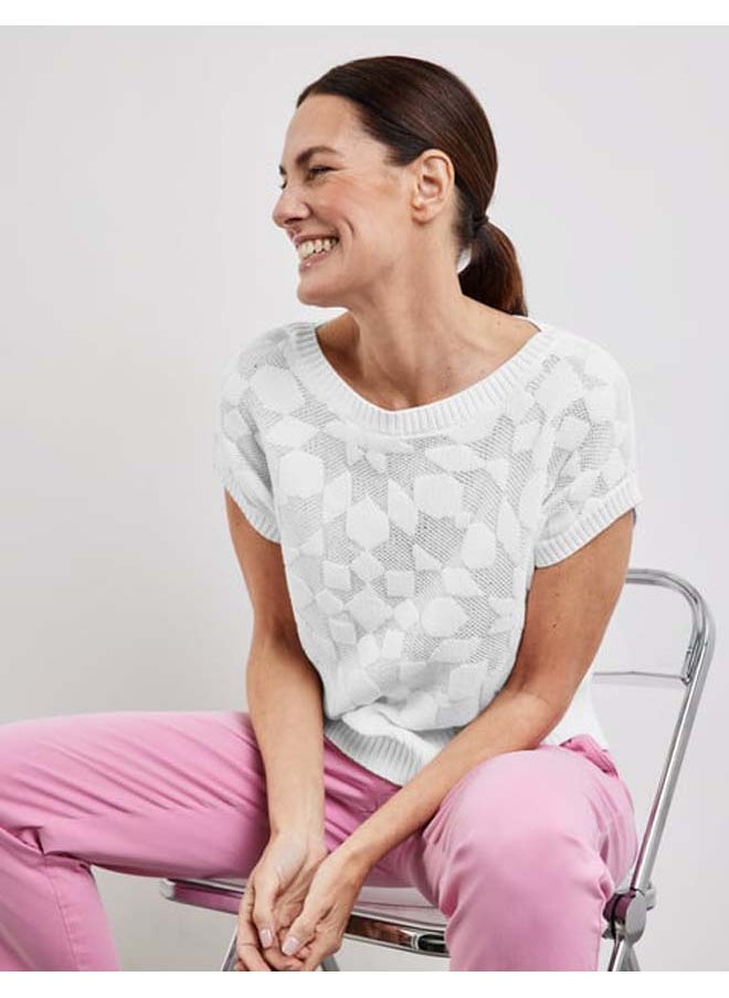 GERRY WEBER - Sleeveless jumper with a knitted pattern - Image 1