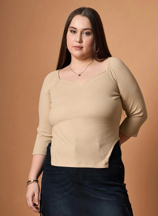SASSAFRAS Plus Size Textured Rib Knit Sweetheart Neck Top by Styli