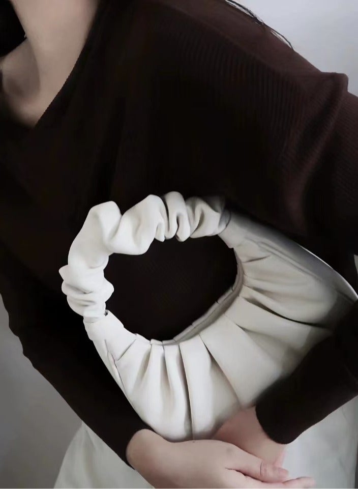 JW PEI JW PEI Cloud Bag GABBI - White color, pleated design, elegant and sophisticated style for women, underarm bag, clutch bag  - Image 3
