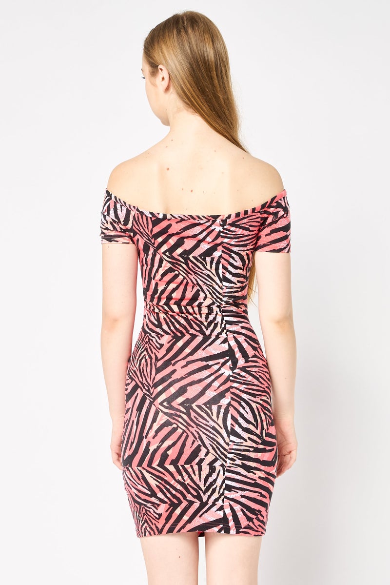 PUMA Women Sportswear Fit Outdoors Mini Dress, Multicolor - Image 4