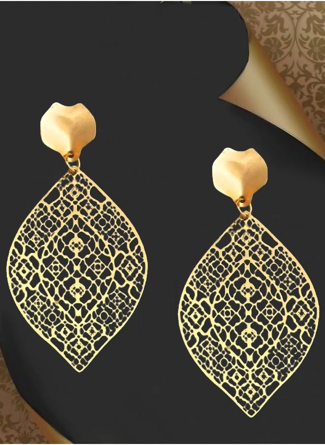 Just Peachy Just Peachy Gold-Plated Filigree Contemporary Drop Earrings, Elegant Intricate Design with Luxurious Gold Finish, Perfect for Special Occasions or Everyday Wear ? Lightweight and Comfortable  - Image 3