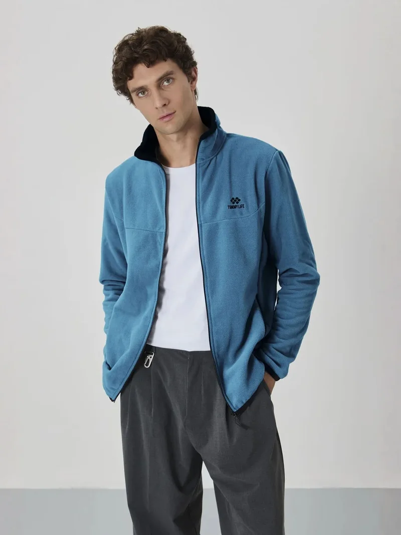 تومي لايف TOMMY Men's Plush Zip-front Sweatshirt