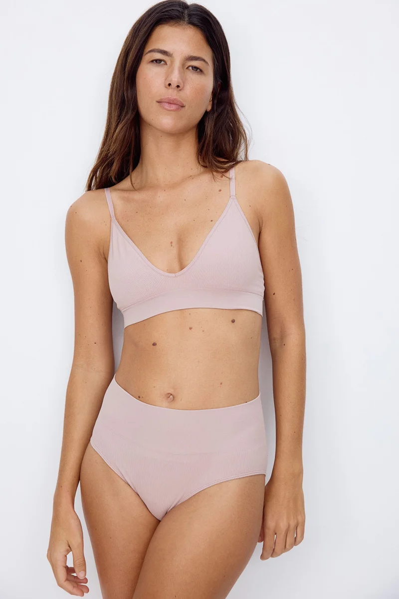 اتش اند ام حمالة صدر ناعمة مبطنة بدون درزات