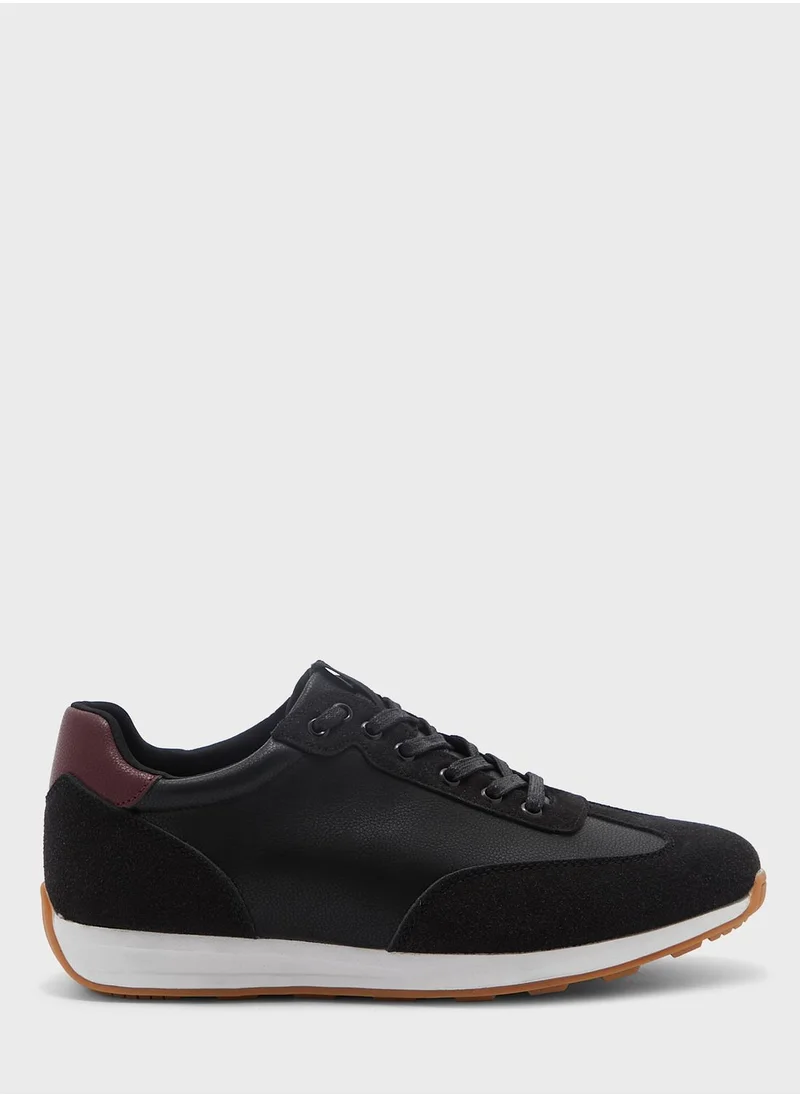 Robert Wood Smart Casual Sneakers