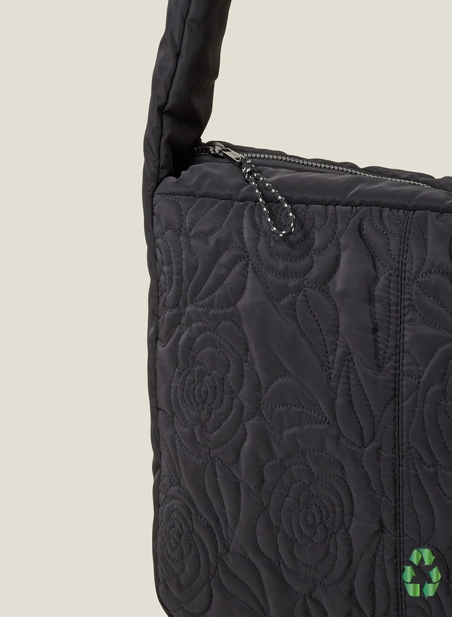 أكسيسورايز حقيبة يد نسائية كبيرة الحجم من النايلون الأسود المبطن بنقوش زهور من أكسسورايز لندن | حقيبة يد نسائية أنيقة | حقائب يد نسائية أنيقة - Image 5