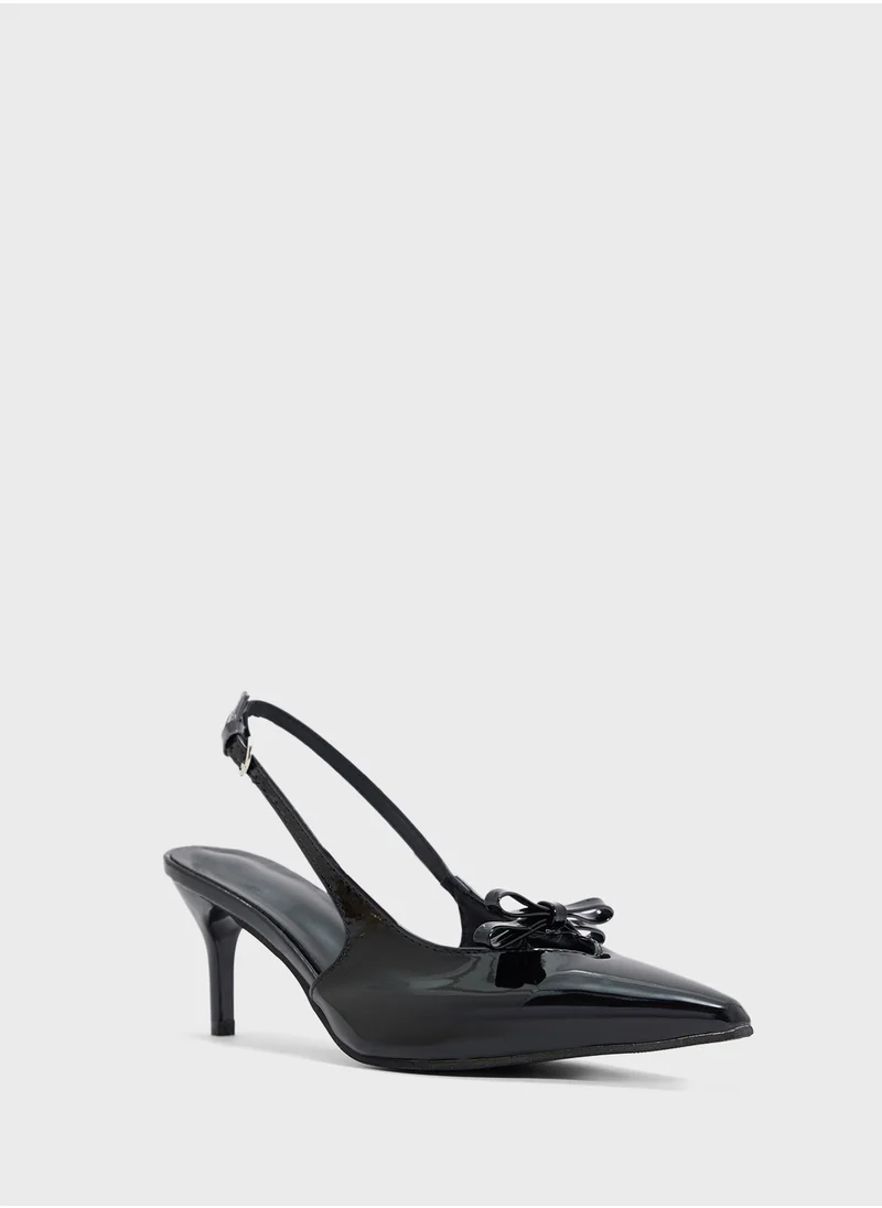 ايلا Low Heel Pump With Bow