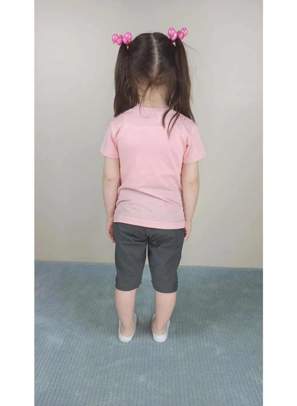 Bluence Girl's Cotton Pink Capri Set