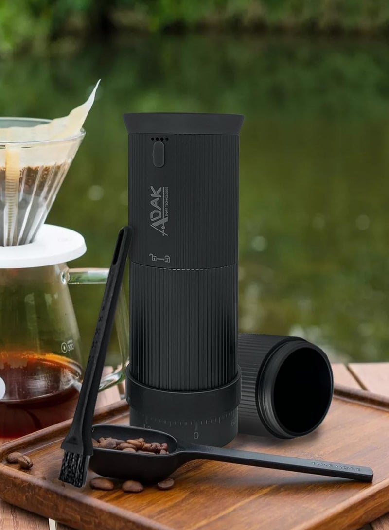 أداك مطحنة قهوة كهربائية قابلة لإعادة الشحن بمنفذ USB-C محمولة ADAK V2 - مطحنة مخروطية من الفولاذ المقاوم للصدأ، سعة 30 جرام، 80 إعداد طحن، هيكل من الألومنيوم مع فرشاة تنظيف، مطحنة إسبريسو صديقة للسفر (رمادي) - Image 5