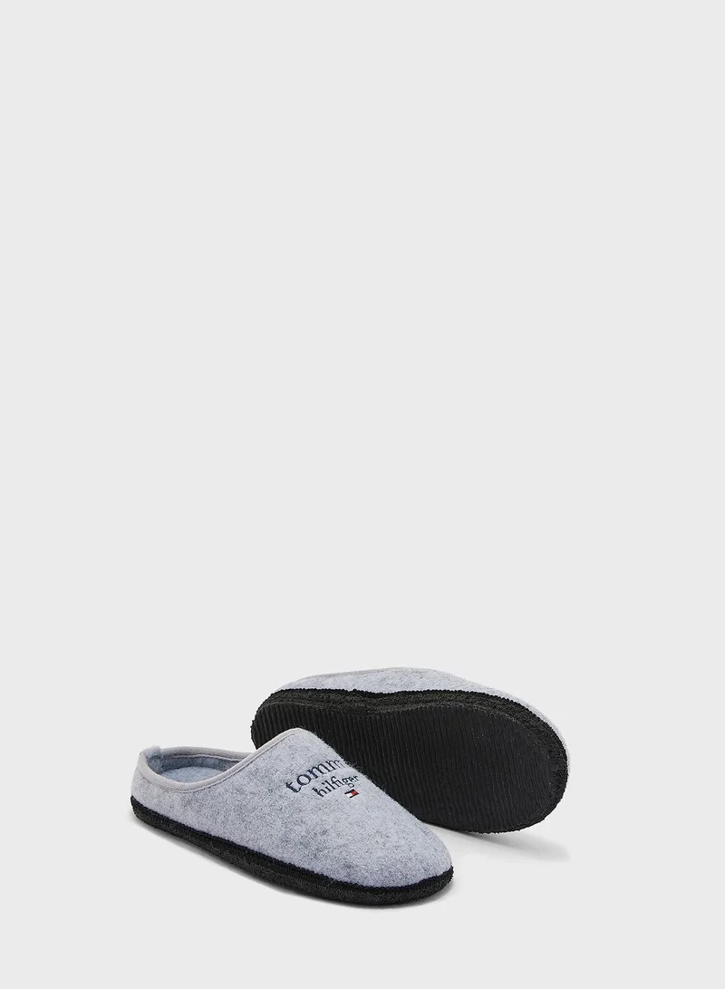TOMMY HILFIGER Youth Logo Bedroom Slippers