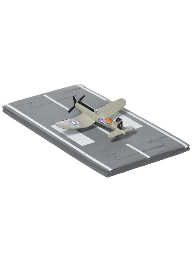 Daron Worldwide Trading Runway24 F4U USN Vehicle - Image 2