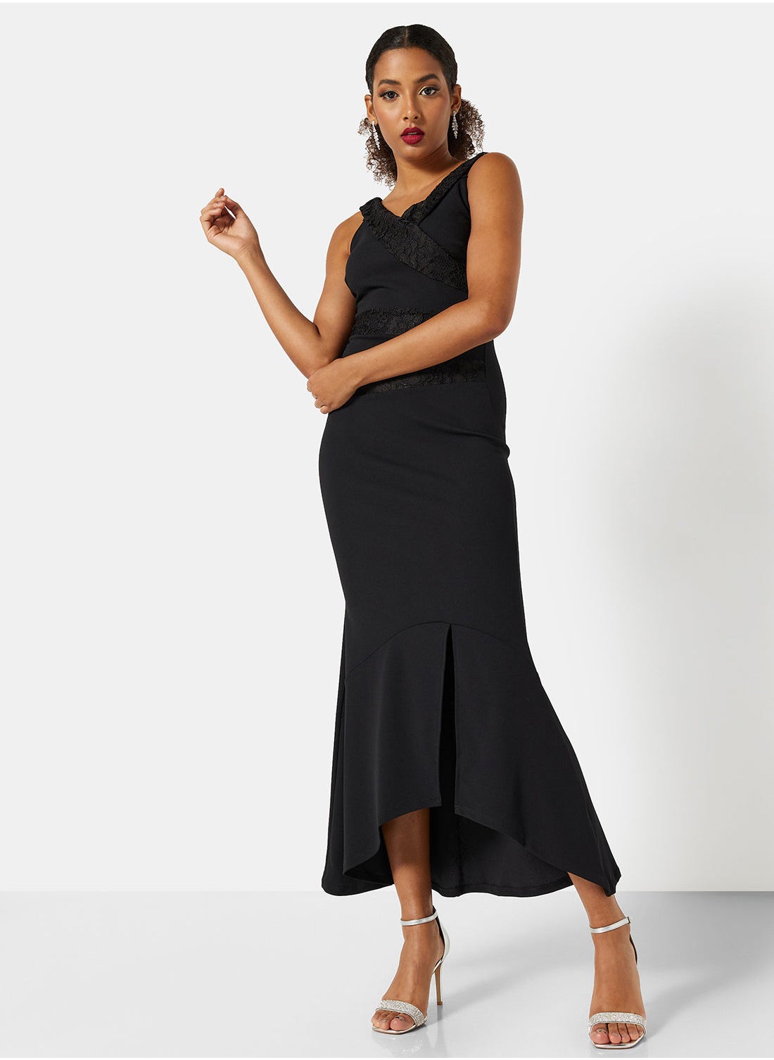 Lilith Lace Maxi Dress - https://f.nooncdn.com/p/pzsku/Z9C29ECFD55F0CF9F1E5AZ/45/_/1668168162/15e9e6df-f215-4209-8dd3-a7b4ab9de487.jpg?format=jpg&width=original