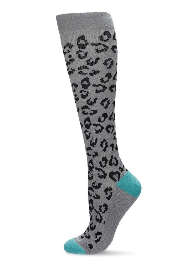 MeMoi Wellfit Women's Leopard Nylon 15-20mmHg Graduated Compression Socks - Image 1