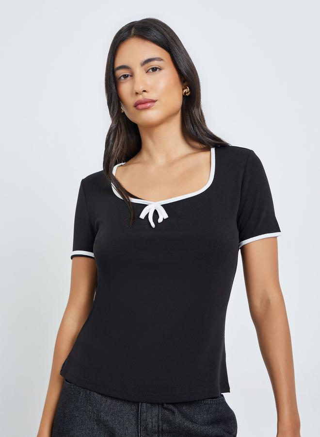 Styli Black Ribbed Knit Top With White Trim - Image 3