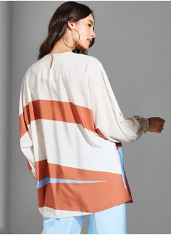 Namshi x Modanisa Color Block Balloon Sleeve Top  - Image 2