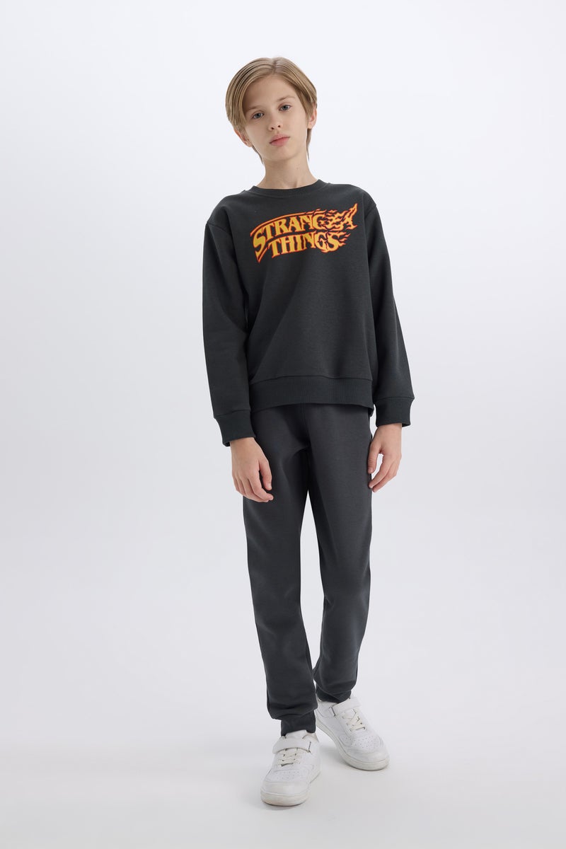DeFacto Boy New Regular Fit Stranger Things Licensed Crew Neck Sweatshirt  - Image 4