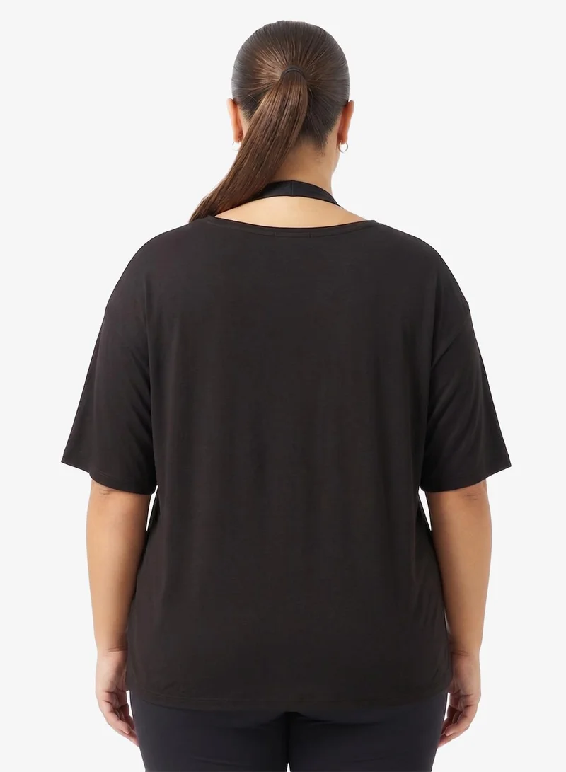 FRWD  FRWD Plus Soft Touch Seamless T-shirt for Women | Best Price UAE