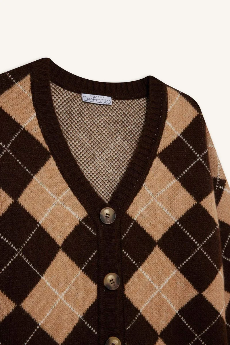Defacto  Regular Fit V-Neck Printed Cardigan for Men | Best Price UAE