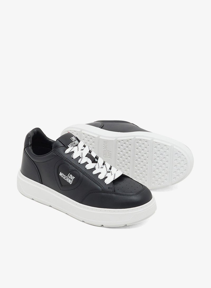 لوف موسكينو حذاء رياضي منخفض بشعار - Image 4