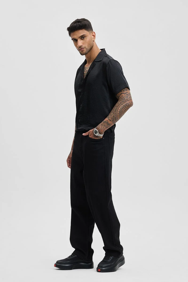 سنيتش قميص أسود بقصة صندوقية ملمس