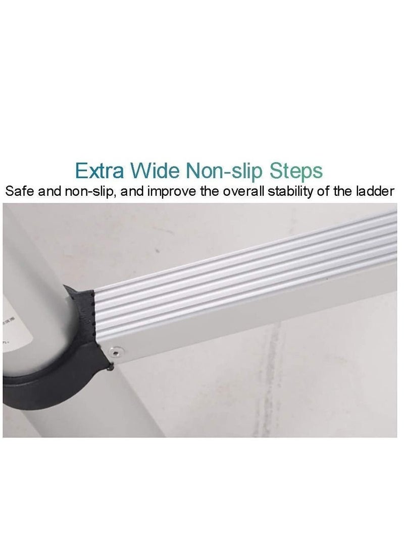 Folding ladder with a height of 3.8 meters