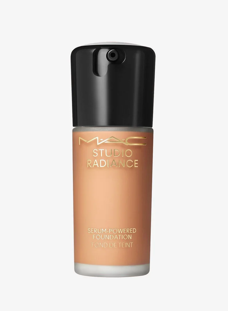 MAC Cosmetics Studio Radiance Serum Powered Foundation - NW40