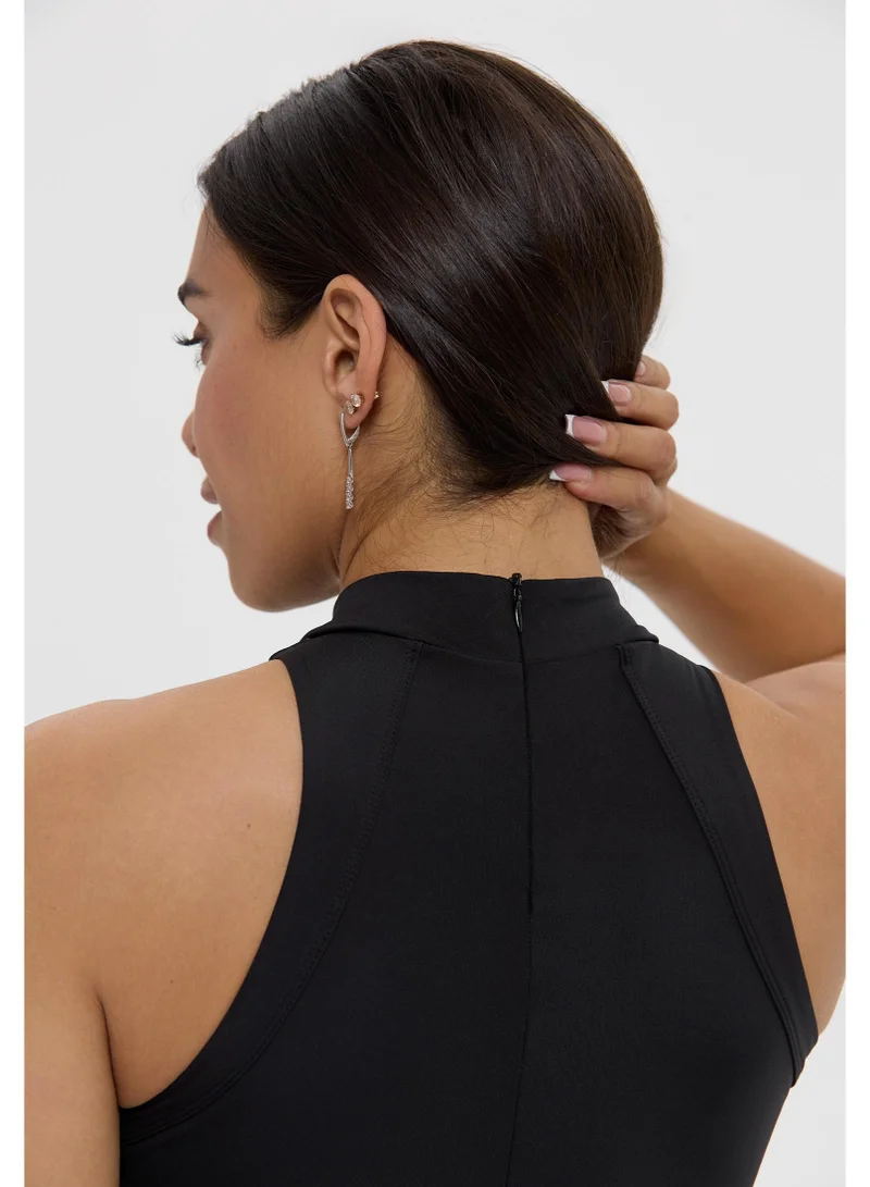 Bona Fide Atomic Top Black Atomic Sports Bra for Women for Women | Best Price UAE