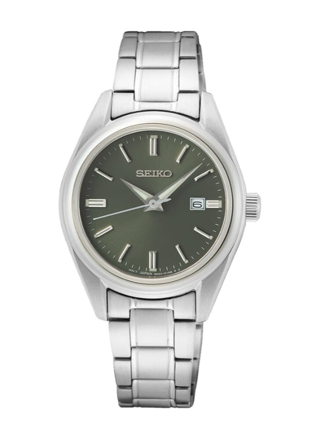 Seiko ساعة كوارتز تناظرية للنساء بسوار من الفولاذ المقاوم للصدأ SUR533P1، مينا خضراء، سوار  - Image 1