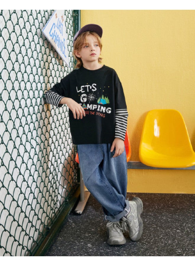 مكد 【مجموعة】 مجموعة ربيعية جديدة للأولاد بأسلوب بريبي للصغار في منتصف العمر وكبار السن: تي شيرت مخطّط بحروف مزيف من قطعتين وجينز - Image 1