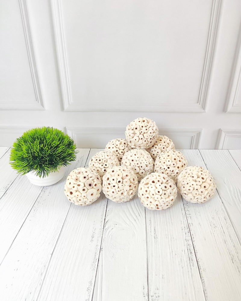 JOYNAGAR Natural Sola Wood Atta Ball Birds Foraging Toys for Cockatiels, Parrots, Budgies, Conures | 6 cm | Pack of 10 Pcs (Standard) - Image 5