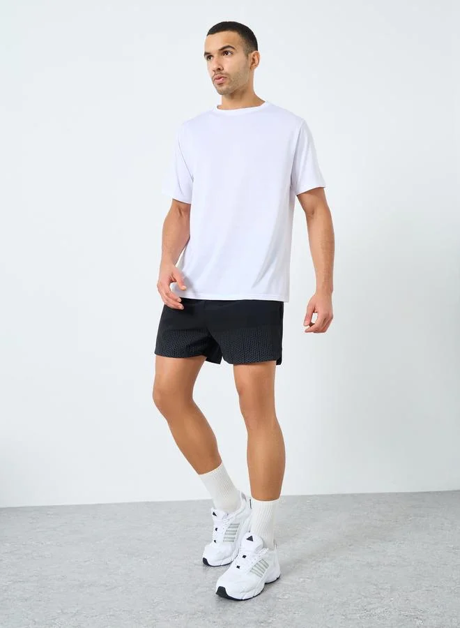 Styli Styli Men Black Regular Fit Printed Athleisure Shorts