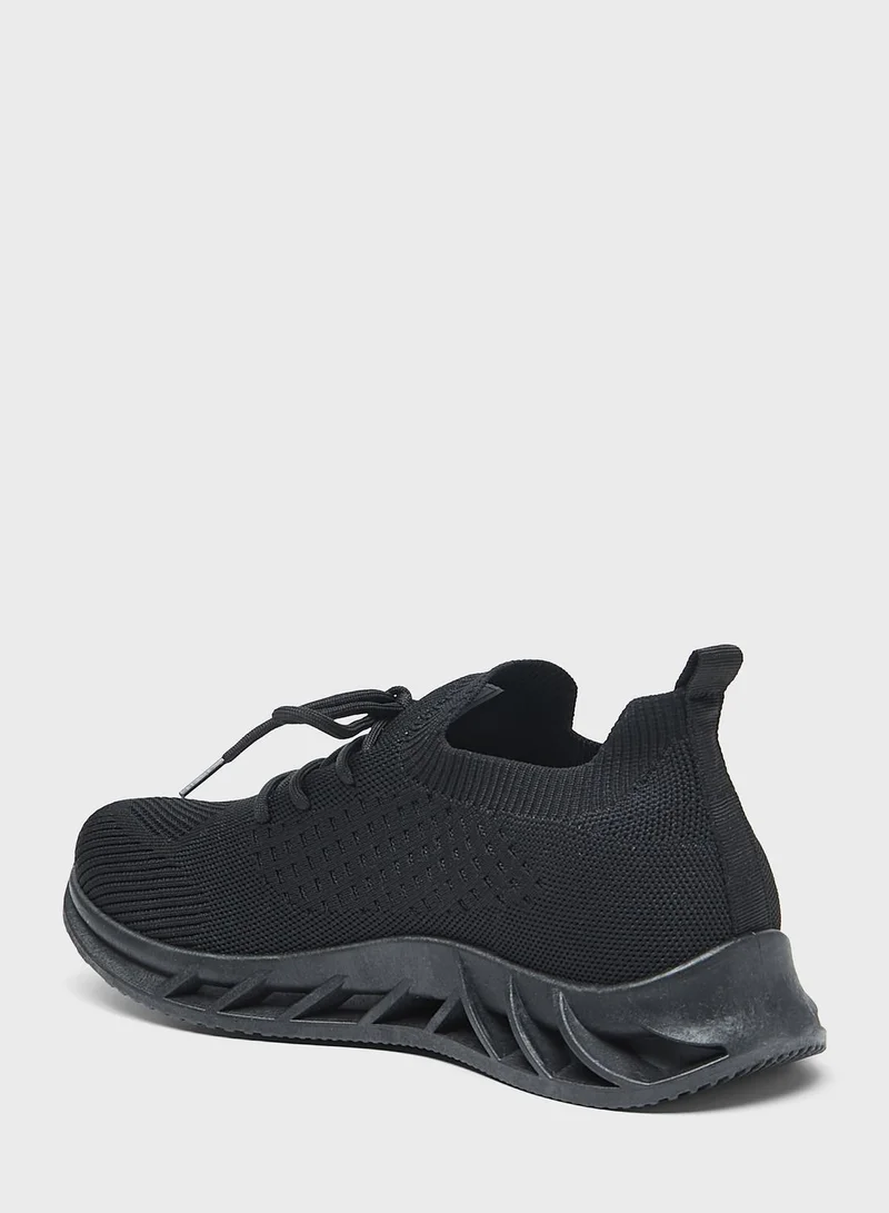 شو اكسبرس Casual Low Top Sneakers
