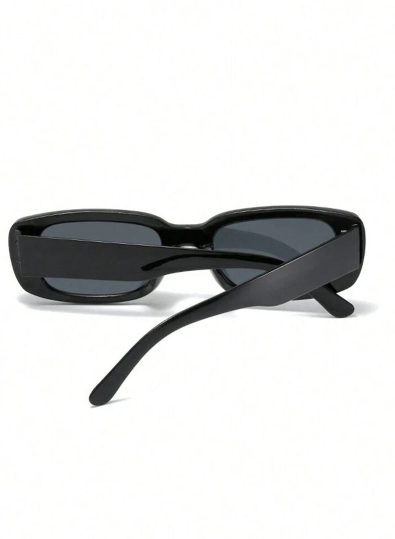 Generic Small irregular rectangular sunglasses for UV protection - Black - Image 3