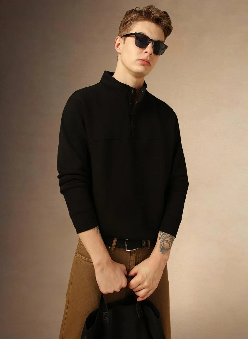 Men's Black Polycotton Solid Regular Fit Sweatshirt