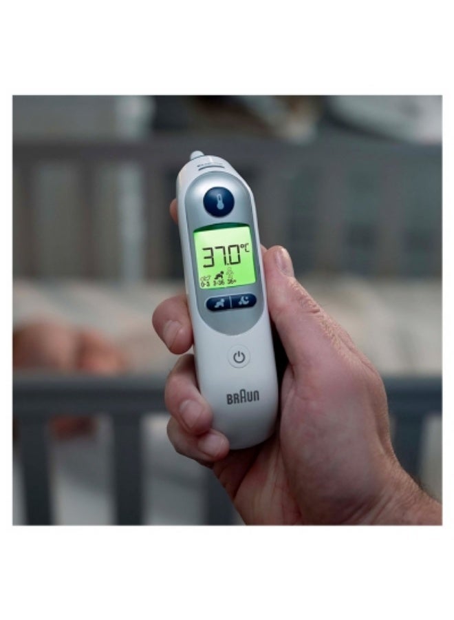 braun HOMES Braun ThermoScan 7+ Professional Ear Thermometer (Made in Mexico) with Advanced Night Mode and Color-Coded Fever Guidance – Laboratory Accuracy for Your Child and Family. - Image 2
