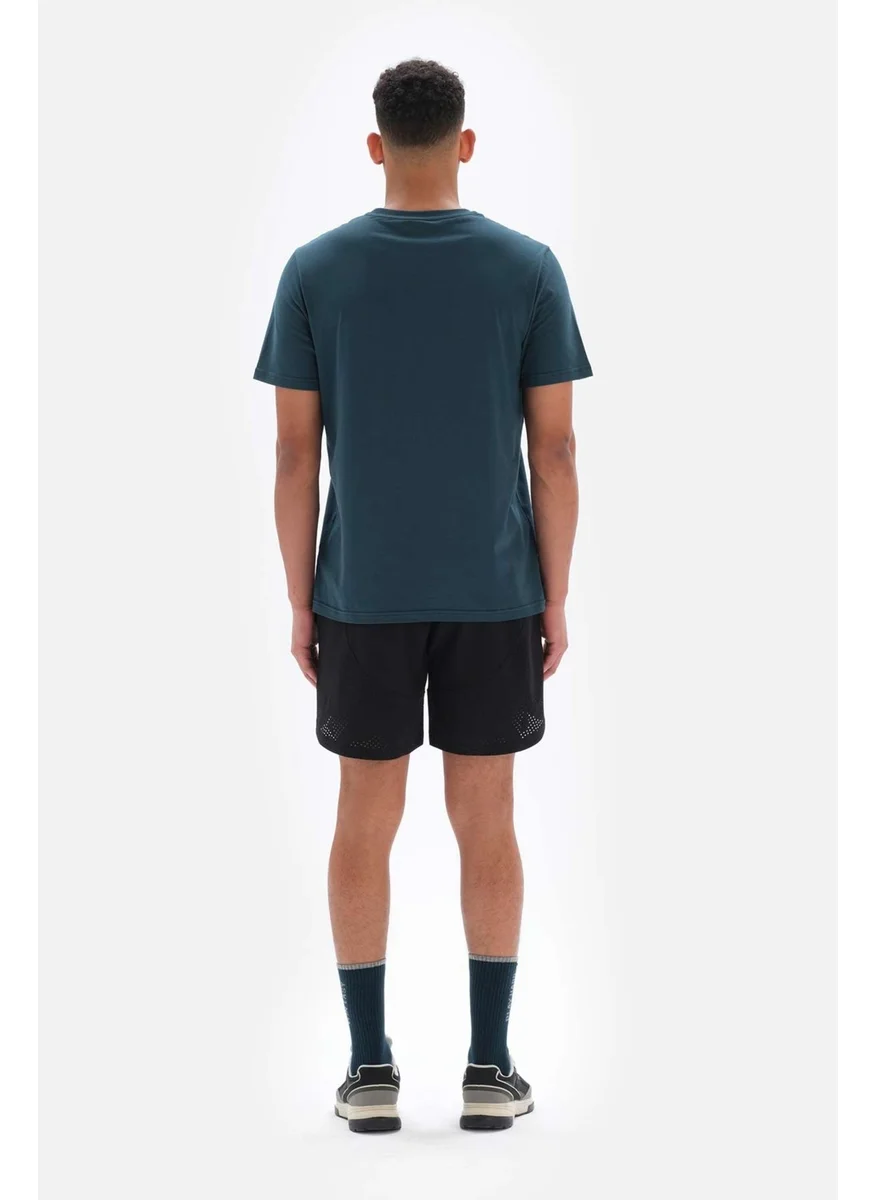 dagi Black Men's Performance 2 Shorts