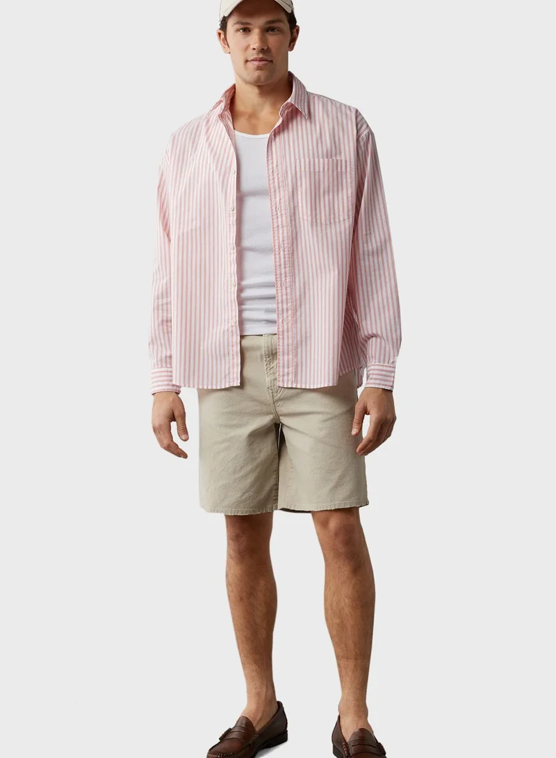 American Eagle Essential Regualr Fit Shirt