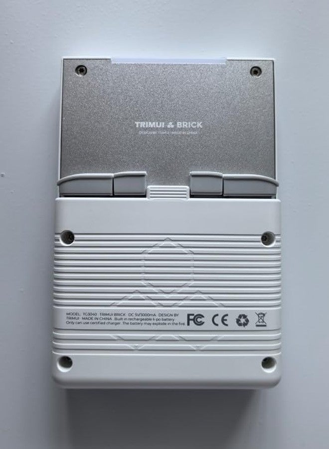 تريميو جهاز ألعاب محمول TRIMUI Brick، جهاز ألعاب صغير متوافق مع شاشة IPS عالية الوضوح مقاس 3.2 بوصة، جهاز ألعاب فيديو محمول (أبيض 64 جيجابايت) - Image 2