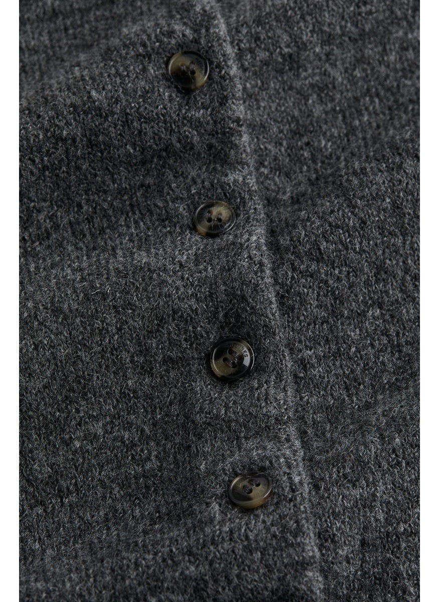 H&M Knitted Cardigan  - Image 4