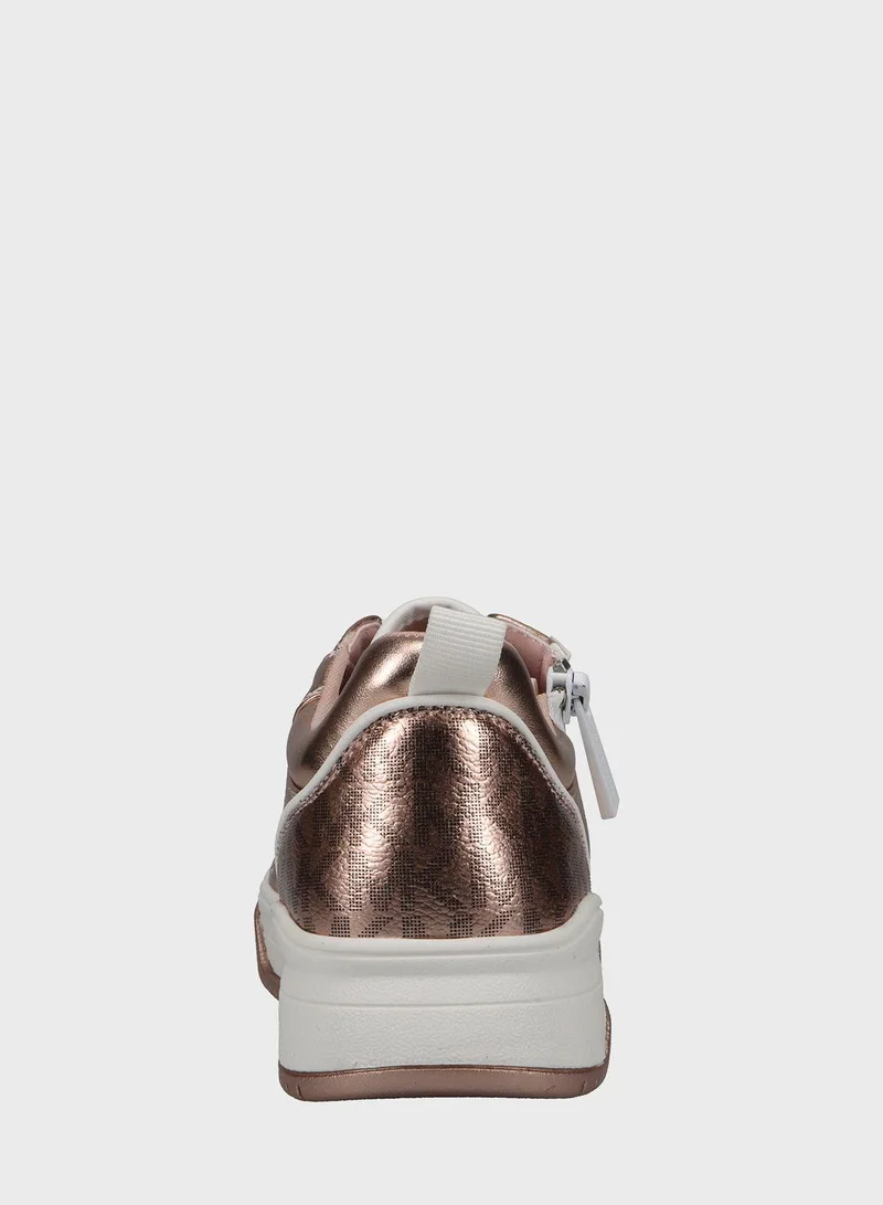 Michael Kors Youth Alex Low Top Lace Up Sneakers