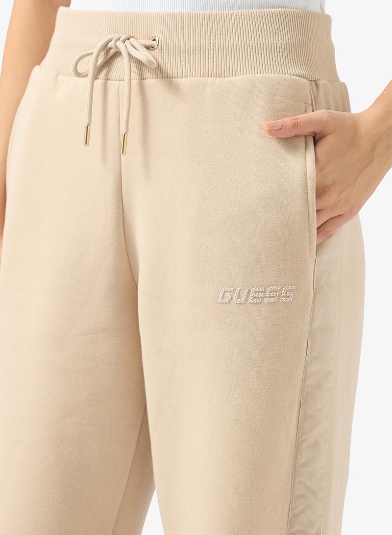 جس سراويل رياضية  بخصر مرتفع وأساور - Image 4