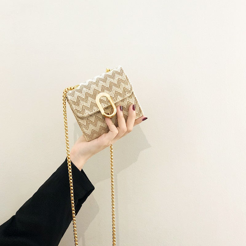Niche Design Bag Women'S 2020 New All-Match Chain Shoulder Crossbody Small Bag Internet Celebrity Mini Fashion Red Bag - Image 3