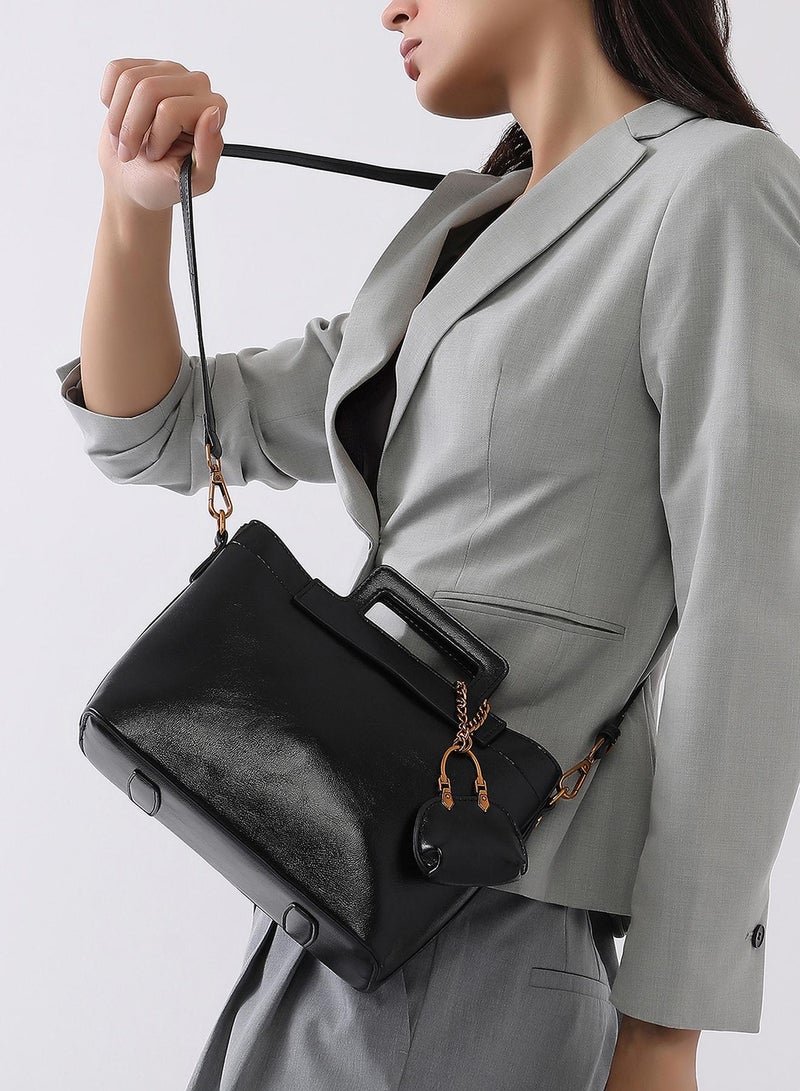 Solid Zip Lock Regular Vegan Leather Hand Bag For Women