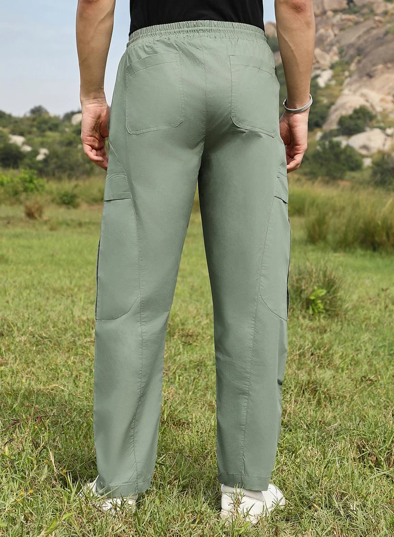 Campus Sutra Men's Olive Green Solid Utility Trousers
