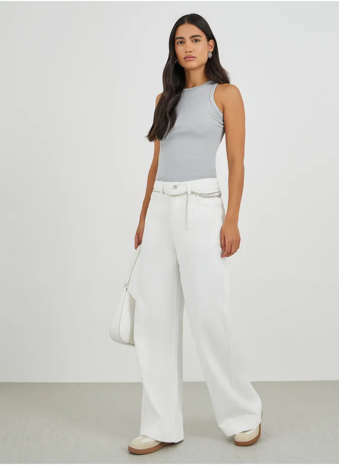 ستايلي Styli Solid Mid Rise Wide Leg Jeans with Chain Belt Detail