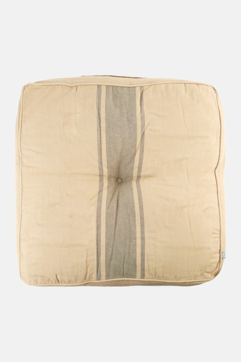 Muy Mucho Floor Cushion With Handle 50 H x 50 L x 10 W cm, Camel