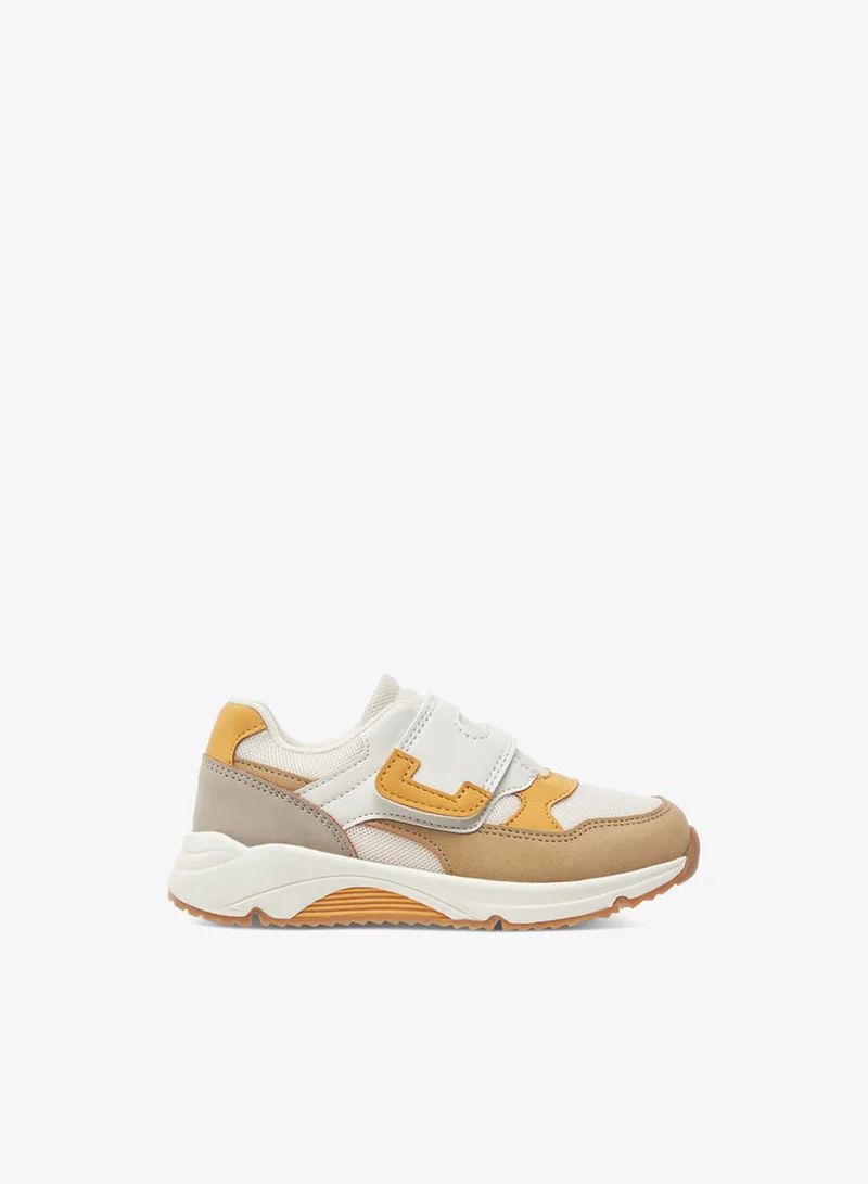 جونيورز سنيكرز أولاد بنعل بتصميم لوحة مع إغلاق بشريط لاصق