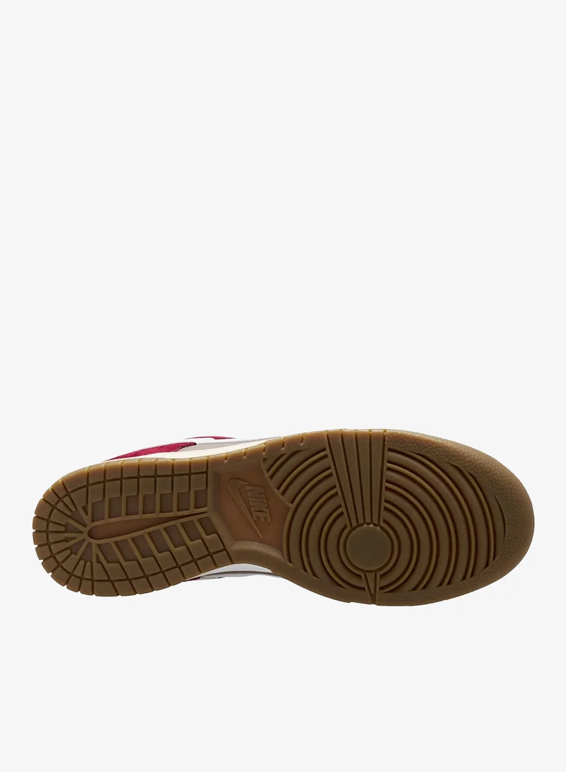 Nike Low Retro Se Ess+