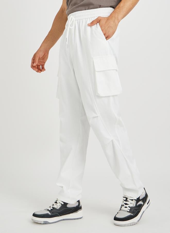 ستايلي جوجرز واسعة بفتحة سفلية وتفاصيل لوحة - Image 1