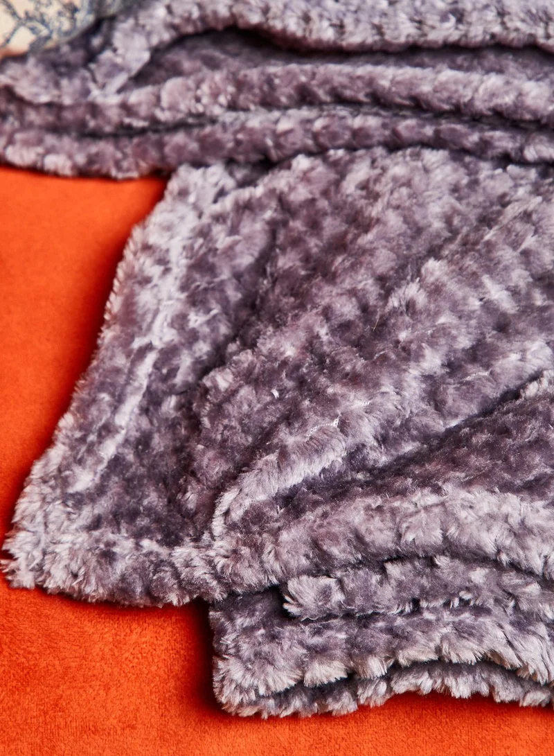 Noire Edit Grey Grid Fleece Blanket